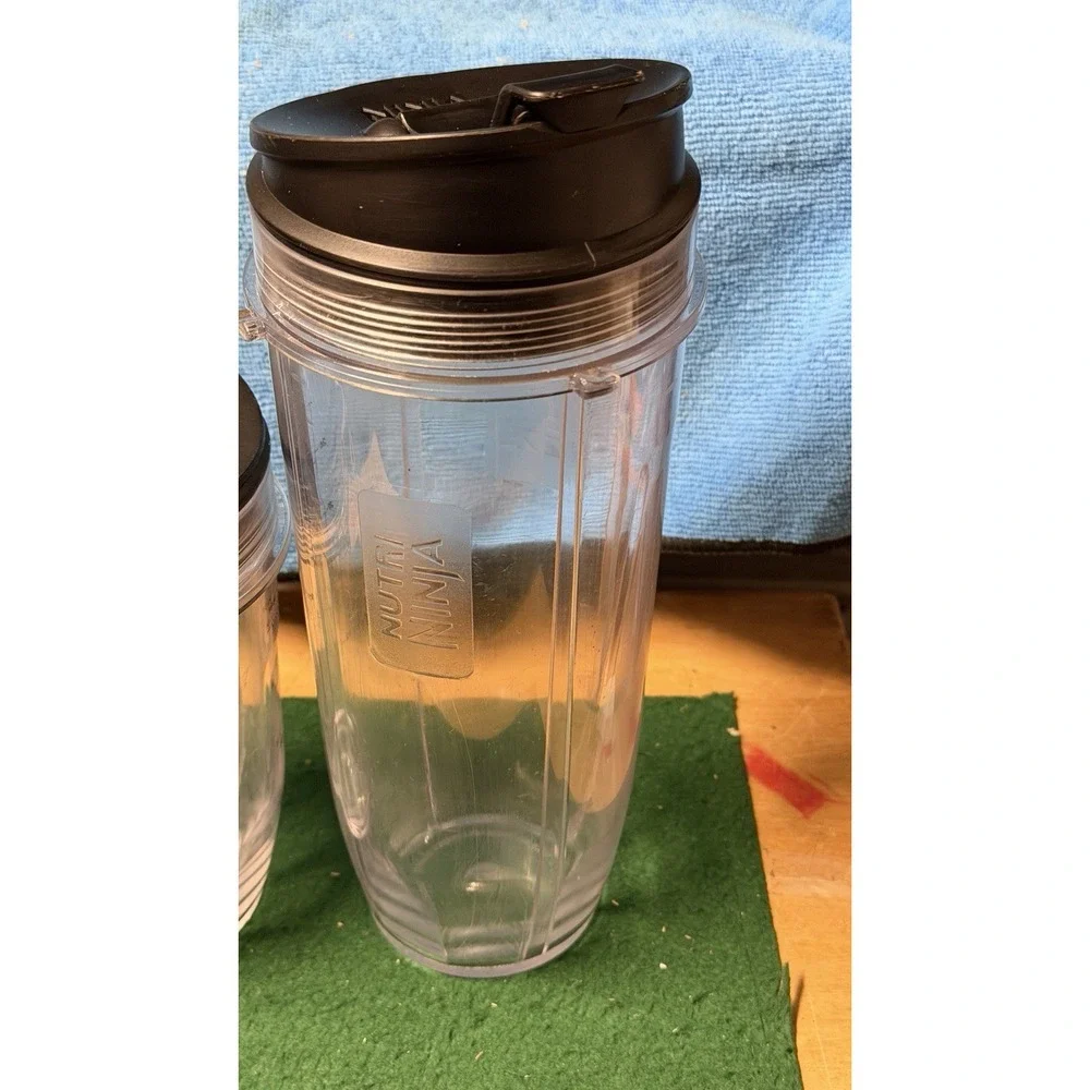 Nutri Ninja 32oz &‎ 18oz Cups w Lids + Blade 710ml Blender Set